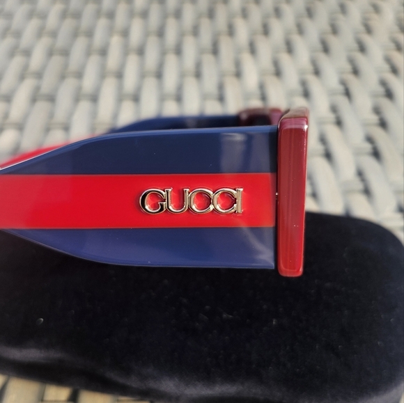 Gucci Rectangular Frame 2025 Cruise Collection Sunglasses - Picture 3 of 9